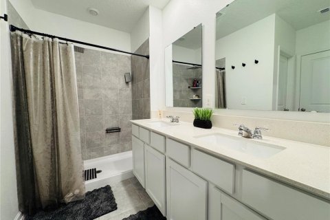 Casa en alquiler en Kissimmee, Florida, 3 dormitorios, 134.15 m2 № 1908587 - foto 4