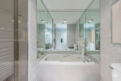 Condominio en venta en Boynton Beach, Florida, 3 dormitorios, 168.06 m2 № 2006303 - foto 9