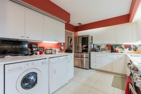 Condominio en venta en Boynton Beach, Florida, 3 dormitorios, 168.06 m2 № 2006303 - foto 18