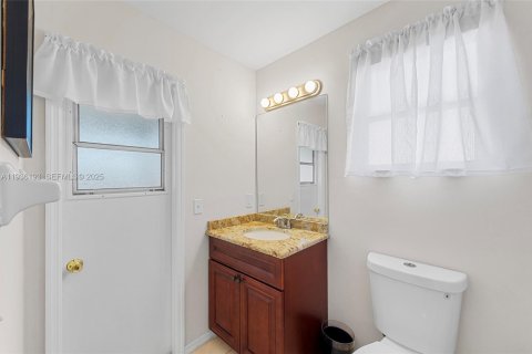 Casa en venta en Port St. Lucie, Florida, 3 dormitorios, 176.51 m2 № 1996641 - foto 18