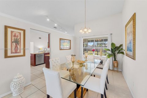 Casa en venta en Port St. Lucie, Florida, 3 dormitorios, 176.51 m2 № 1996641 - foto 6