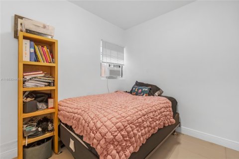 Propiedad comercial en venta en Hollywood, Florida, 198.44 m2 № 1960700 - foto 18