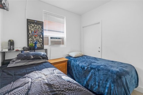 Propiedad comercial en venta en Hollywood, Florida, 198.44 m2 № 1960700 - foto 14