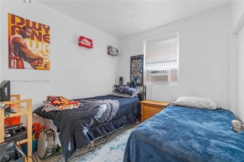 Propiedad comercial en venta en Hollywood, Florida, 198.44 m2 № 1960700 - foto 15