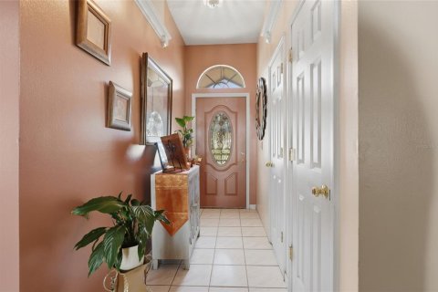 House in Orlando, Florida 3 bedrooms, 126.35 sq.m. № 2396218 - photo 9