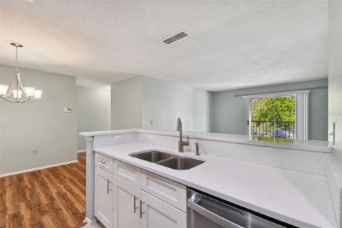 Copropriété à louer à Tampa, Floride: 3 chambres, 118.36 m2 № 2098898 - photo 15