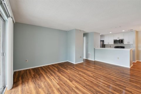 Copropriété à louer à Tampa, Floride: 3 chambres, 118.36 m2 № 2098898 - photo 18