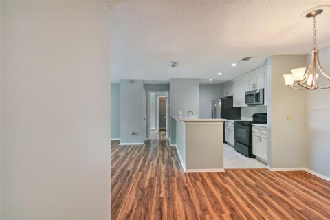 Copropriété à louer à Tampa, Floride: 3 chambres, 118.36 m2 № 2098898 - photo 6