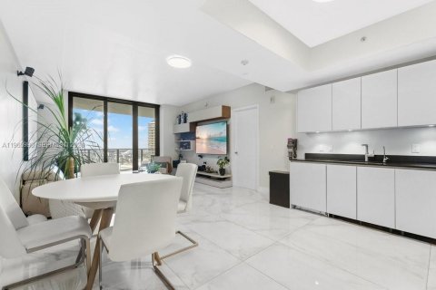 Copropriété à vendre à Miami, Floride: 1 chambre, 90.58 m2 № 2027556 - photo 9