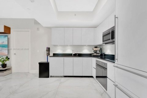 Copropriété à vendre à Miami, Floride: 1 chambre, 90.58 m2 № 2027556 - photo 8