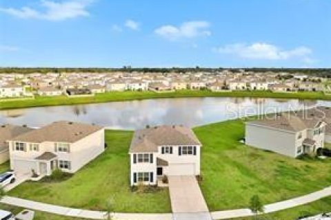 House in Wimauma, Florida 4 bedrooms, 226.22 sq.m. № 2329987 - photo 4