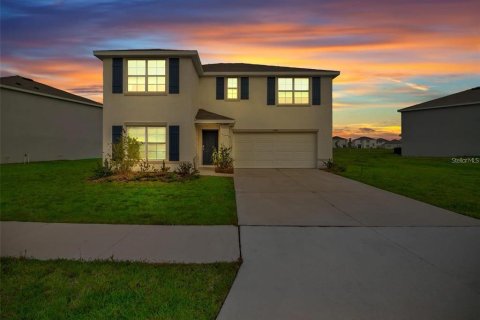 House in Wimauma, Florida 4 bedrooms, 226.22 sq.m. № 2329987 - photo 2