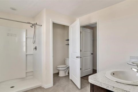 House in Wimauma, Florida 4 bedrooms, 226.22 sq.m. № 2329987 - photo 20