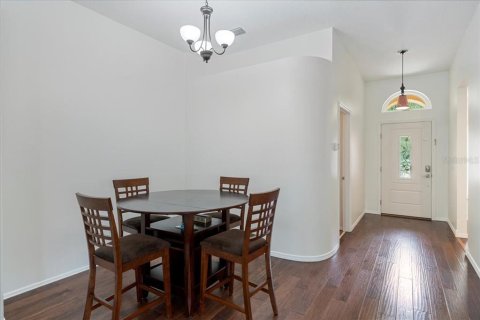 House in Oldsmar, Florida 3 bedrooms, 162.86 sq.m. № 1910342 - photo 4