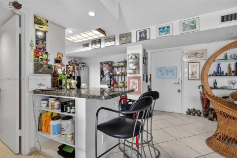 Copropriété à vendre à Aventura, Floride: 2 chambres, 109.9 m2 № 2072851 - photo 22