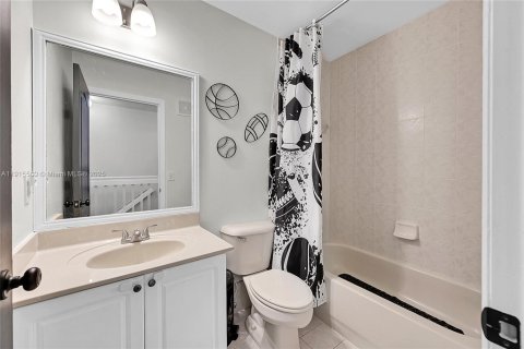 Touwnhouse à vendre à Hialeah, Floride: 2 chambres, 95.69 m2 № 1971641 - photo 22