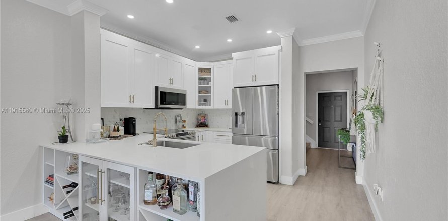 Touwnhouse à Hialeah, Floride 2 chambres, 95.69 m2 № 1971641