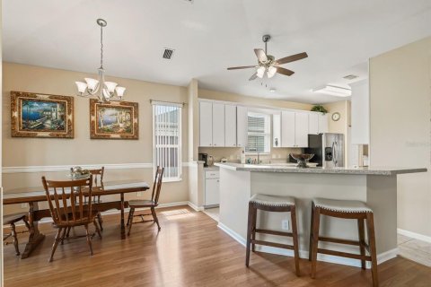 House in Ocala, Florida 3 bedrooms, 137.96 sq.m. № 1858407 - photo 10