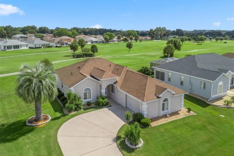 House in Ocala, Florida 3 bedrooms, 137.96 sq.m. № 1858407 - photo 1