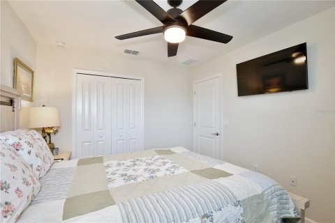 House in Mount Dora, Florida 3 bedrooms, 144.46 sq.m. № 1903694 - photo 23