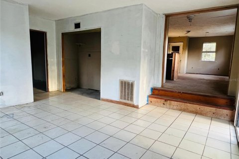 Casa en venta en Umatilla, Florida, 3 dormitorios, 114.46 m2 № 2210196 - foto 28