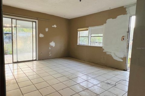 Casa en venta en Umatilla, Florida, 3 dormitorios, 114.46 m2 № 2210196 - foto 29