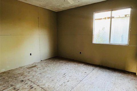 Casa en venta en Umatilla, Florida, 3 dormitorios, 114.46 m2 № 2210196 - foto 11