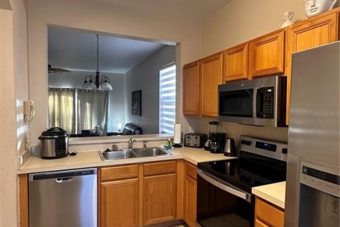 Touwnhouse à vendre à Davenport, Floride: 4 chambres, 172.43 m2 № 2128218 - photo 3