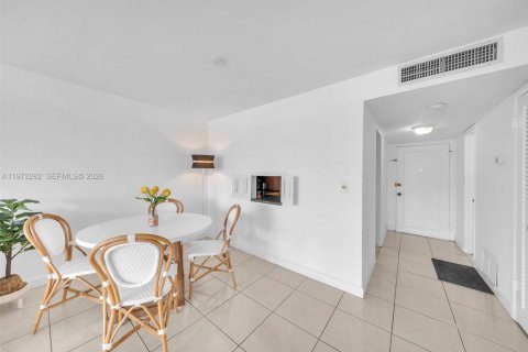 Купить кондоминиум в Майами, Флорида 1 спальня, 88.63м2, № 2049907 - фото 4