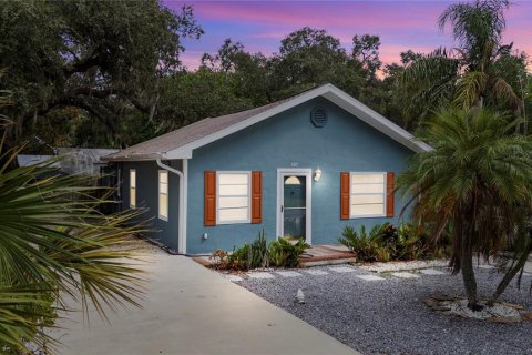 Casa en venta en Tarpon Springs, Florida, 3 dormitorios, 101.45 m2 № 1913714 - foto 1