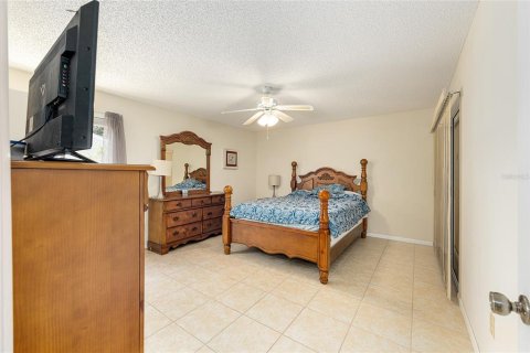 House in Ocala, Florida 3 bedrooms, 141.95 sq.m. № 1853476 - photo 23