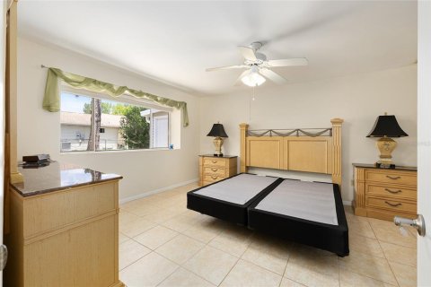 House in Ocala, Florida 3 bedrooms, 141.95 sq.m. № 1853476 - photo 15