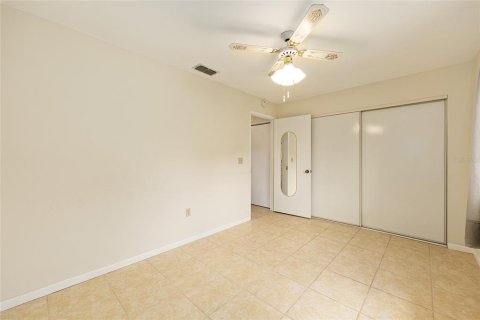 House in Ocala, Florida 3 bedrooms, 141.95 sq.m. № 1853476 - photo 21