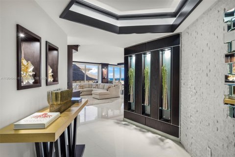 Condo in Miami Beach, Florida, 2 bedrooms  № 1955236 - photo 8