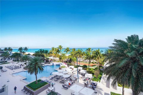 Condo in Miami Beach, Florida, 2 bedrooms  № 1955236 - photo 29