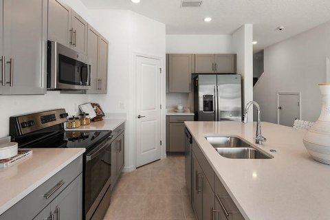 Townhouse in Parrish, Florida 3 bedrooms, 130.43 sq.m. № 1747540 - photo 20