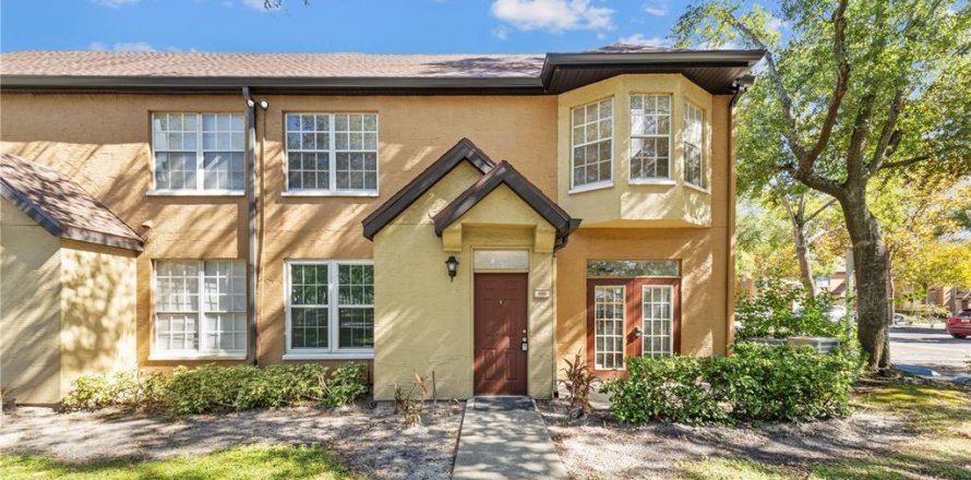 Condominio en Orlando, Florida, 1 dormitorio № 2220707