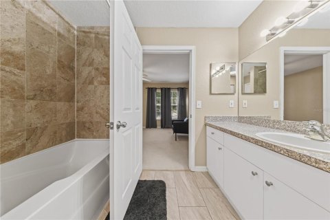 Condominio en alquiler en Orlando, Florida, 1 dormitorio, 92.07 m2 № 2220707 - foto 28