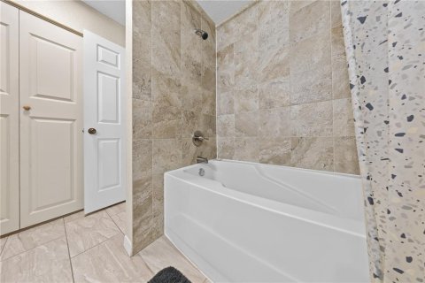 Condominio en alquiler en Orlando, Florida, 1 dormitorio, 92.07 m2 № 2220707 - foto 26