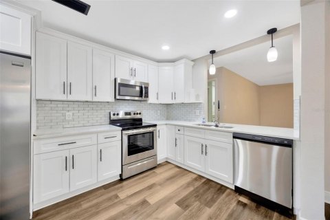 Villa ou maison à vendre à Plant City, Floride: 3 chambres, 148.27 m2 № 1679127 - photo 8