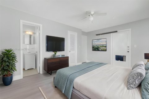 Casa en alquiler en Hollywood, Florida, 2 dormitorios, 188.31 m2 № 2091285 - foto 11