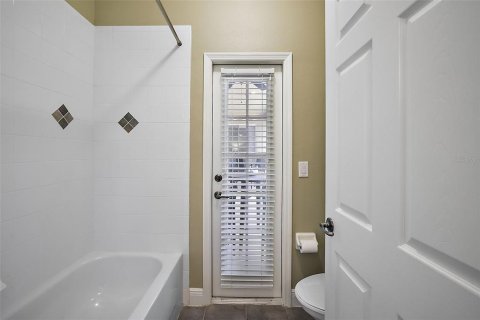 Villa ou maison à vendre à Eustis, Floride: 4 chambres, 233.74 m2 № 1842982 - photo 23