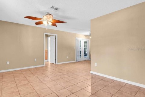 Villa ou maison à vendre à Hudson, Floride: 2 chambres, 95.32 m2 № 2416566 - photo 5