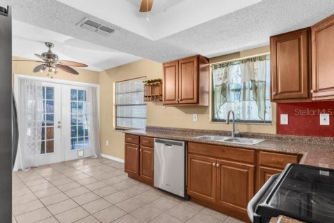 Villa ou maison à vendre à Hudson, Floride: 2 chambres, 95.32 m2 № 2416566 - photo 11