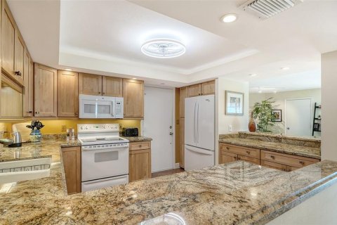 Copropriété à vendre à Longboat Key, Floride: 2 chambres, 120.4 m2 № 2200454 - photo 13