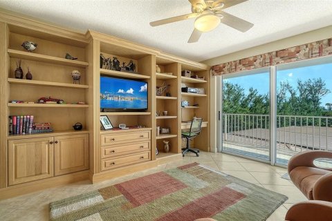 Copropriété à vendre à Longboat Key, Floride: 2 chambres, 120.4 m2 № 2200454 - photo 19