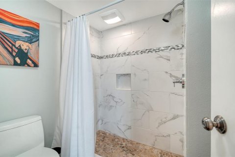 Copropriété à vendre à Longboat Key, Floride: 2 chambres, 120.4 m2 № 2200454 - photo 17