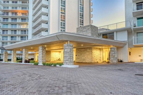 Copropriété à vendre à Longboat Key, Floride: 2 chambres, 120.4 m2 № 2200454 - photo 23