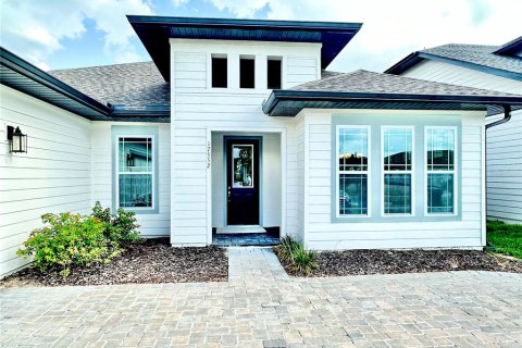 House in Winter Garden, Florida 4 bedrooms, 242.01 sq.m. № 2101694 - photo 4