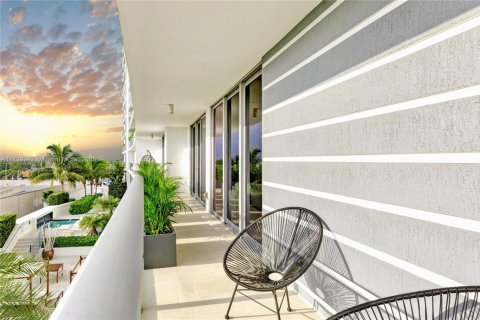 Condominio en venta en Fort Lauderdale, Florida, 2 dormitorios, 165.64 m2 № 1728860 - foto 17
